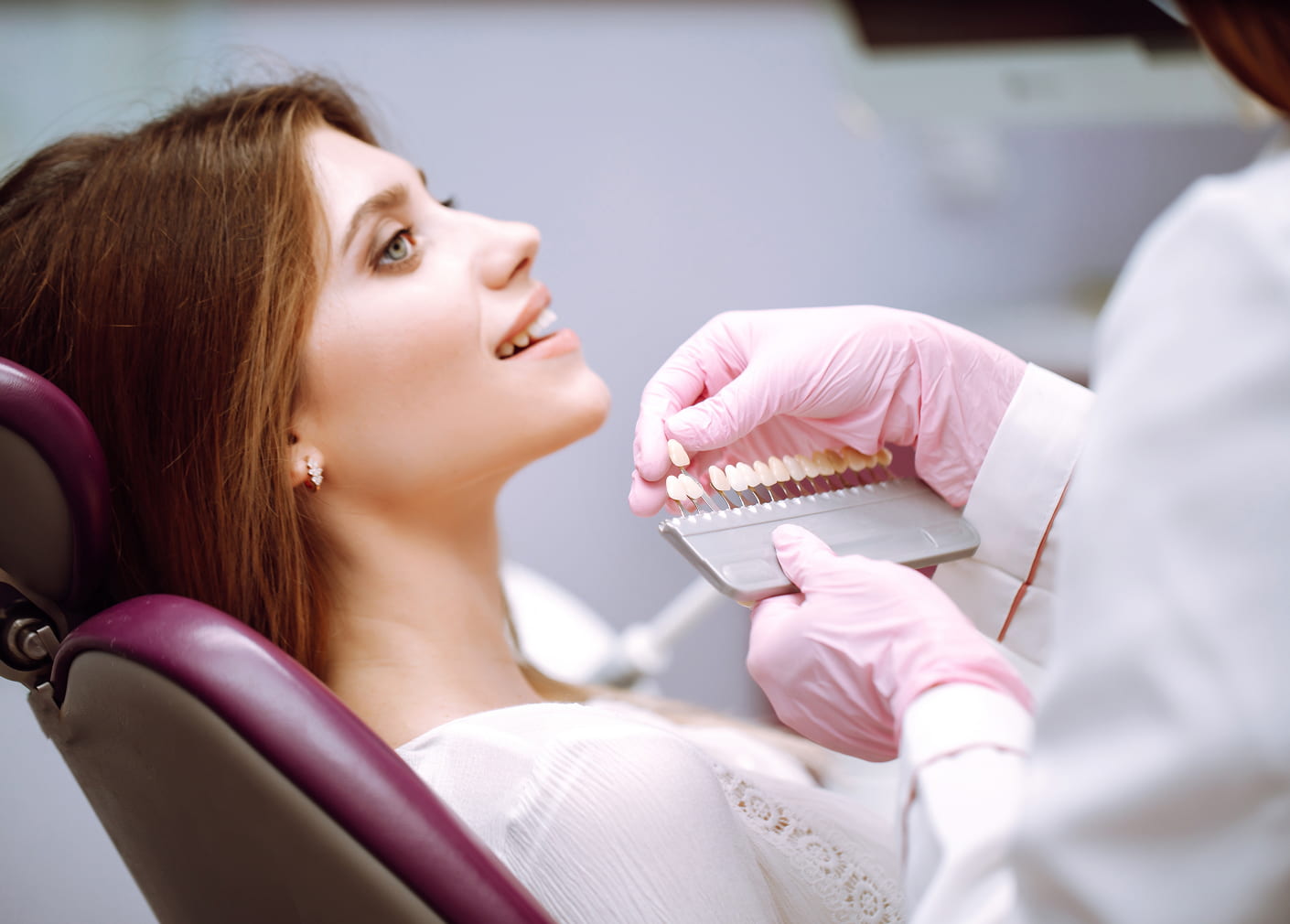 Porcelain veneers for a whiter, straighter smile